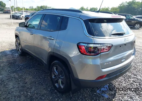 2022 Jeep Compass Latitude Lux from USA, damaged, VIN 3C4NJDFB3NT134515